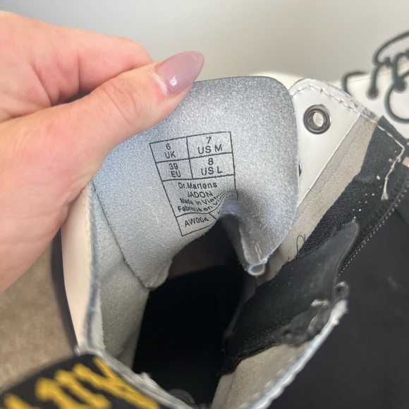Dr. Martens white Jadon boots - Picture 3 of 5